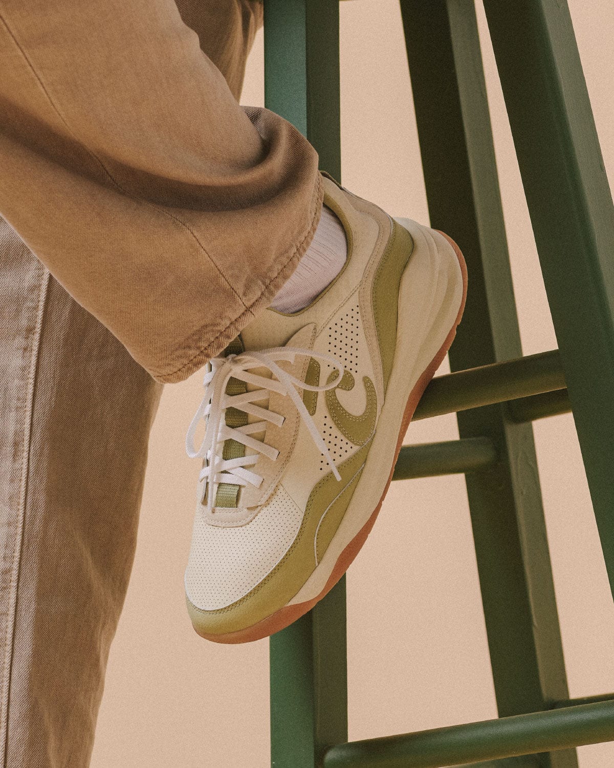 Men's Strada - Antique White / Sage / Gum - Image 4