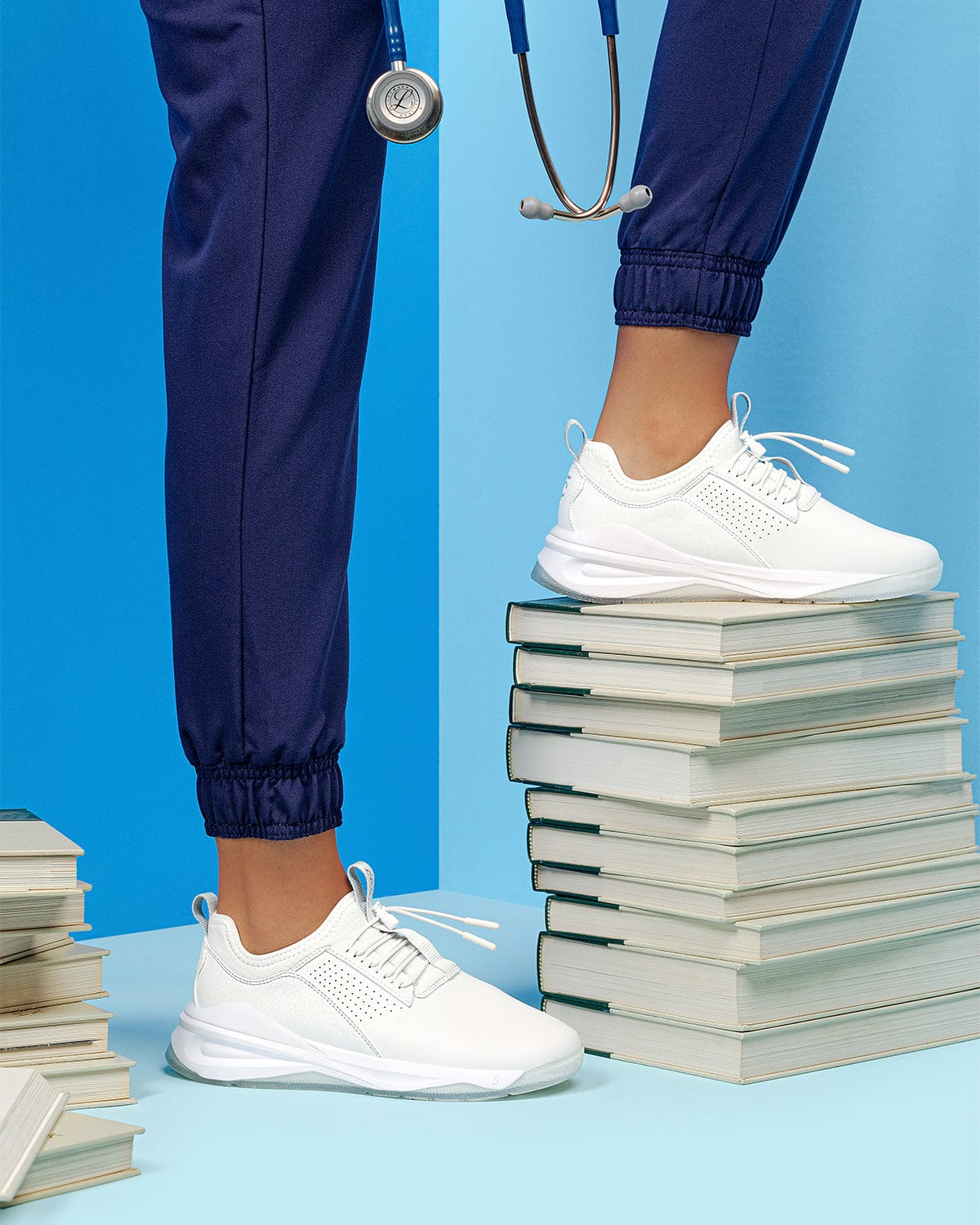 Men's Classic - Brilliant White - Image 3