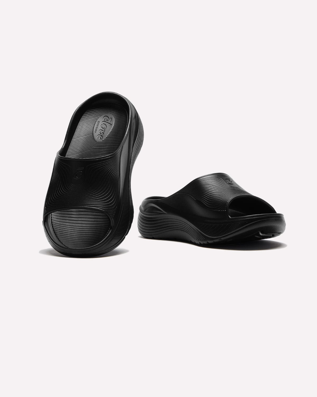 Women's SuperCush Recovery Slide - Black - Image 9