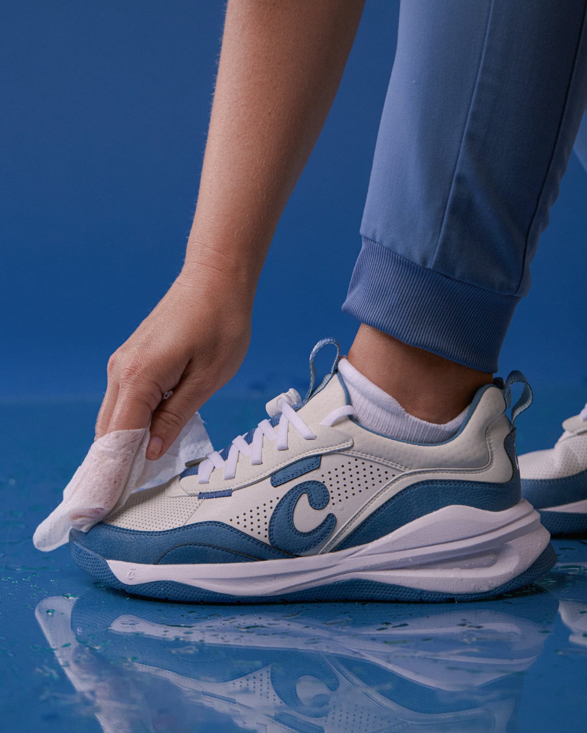 Women's Strada - White / Ocean Blue - Image 4