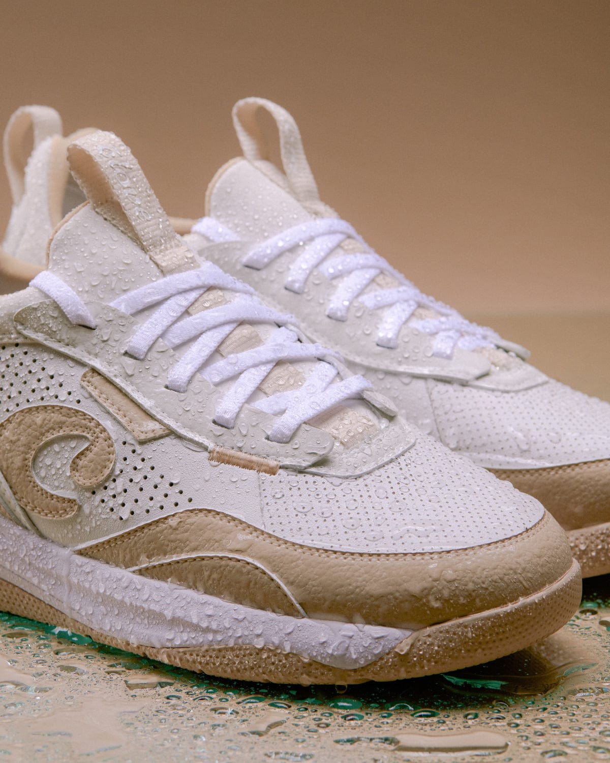 Men's Strada - White / Vintage Tan - Image 7